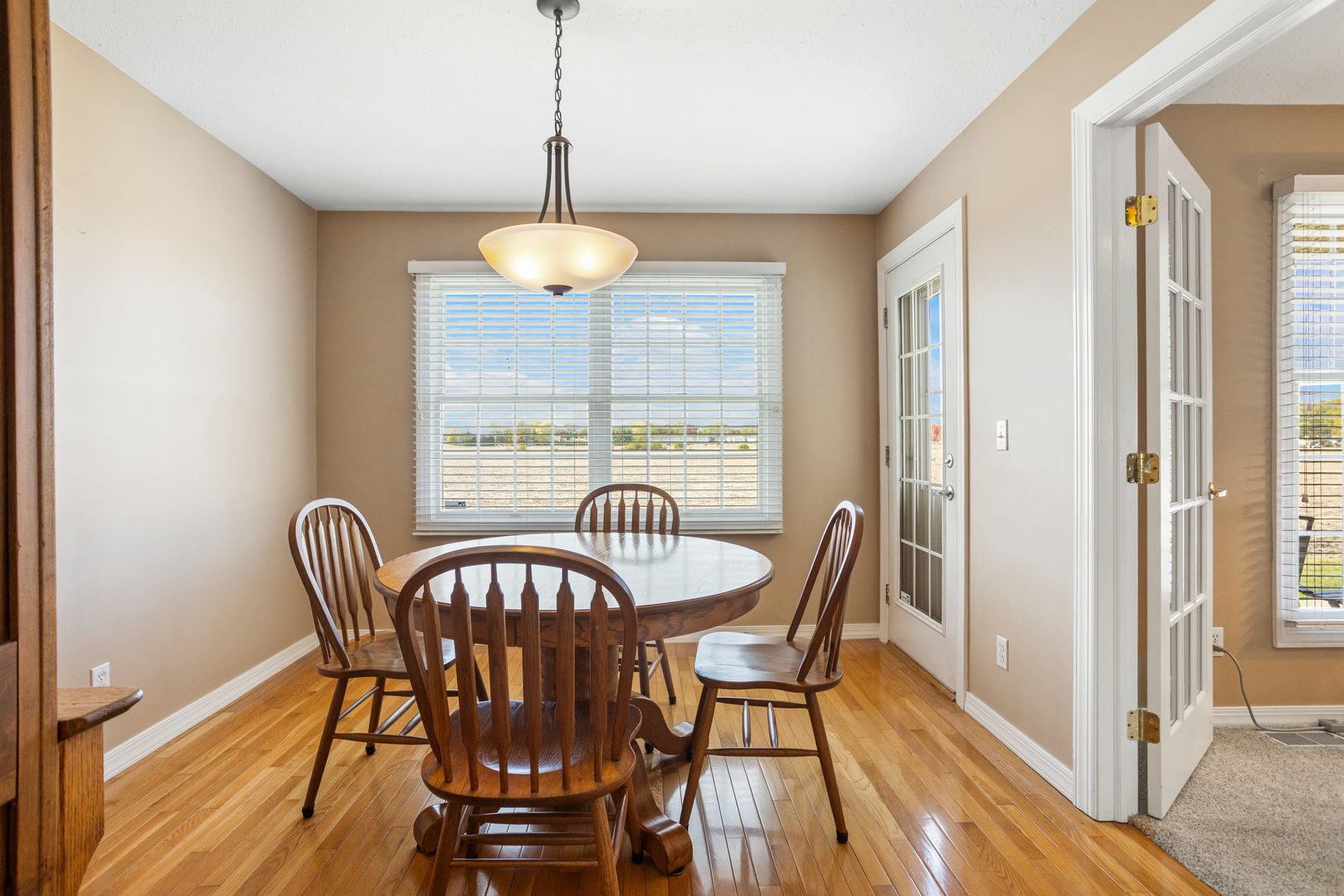 2521 Windward Boulevard Champaign, IL 61821 - Photo 16 of 35