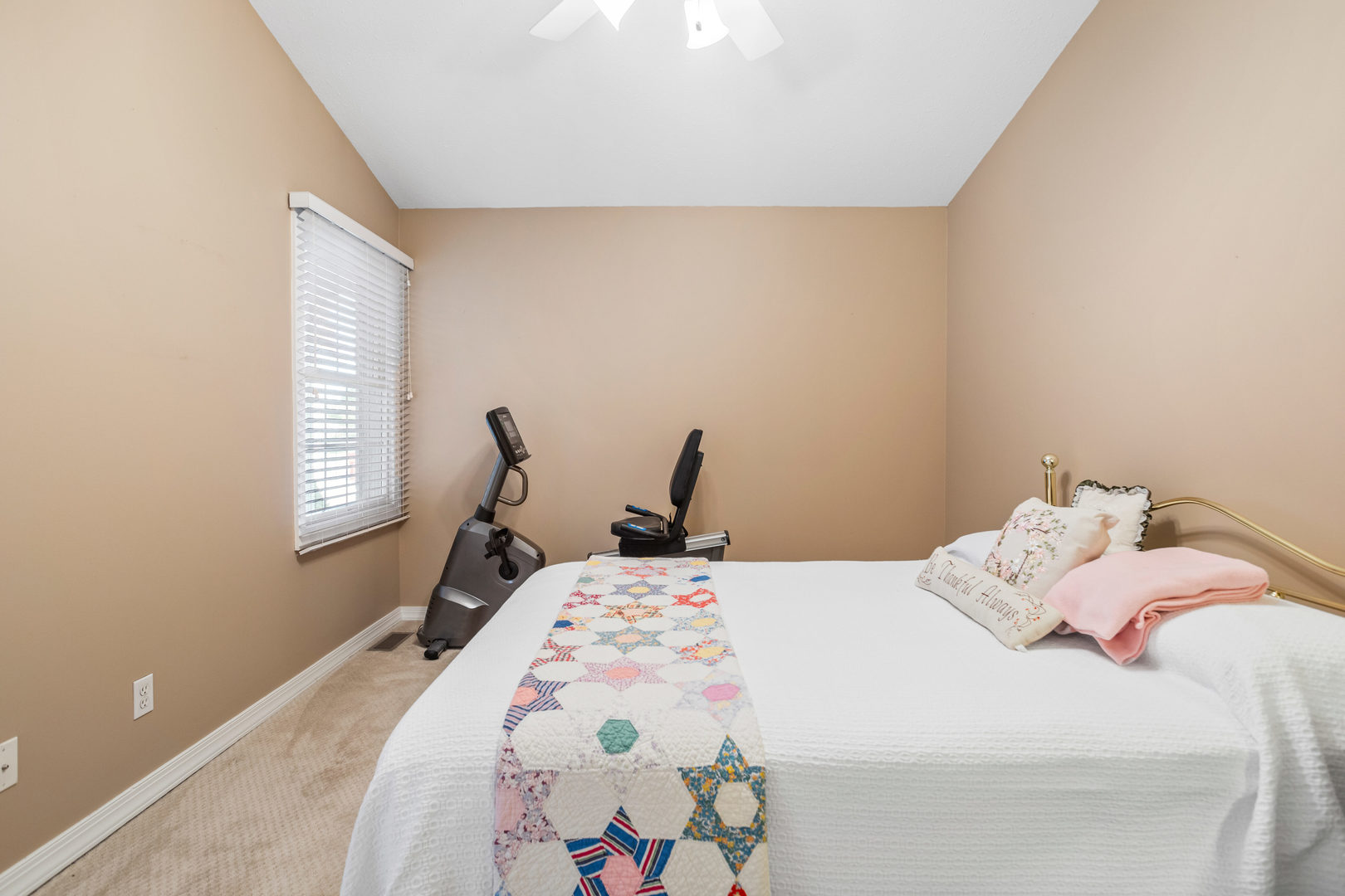 2521 Windward Boulevard Champaign, IL 61821 - Photo 24 of 35