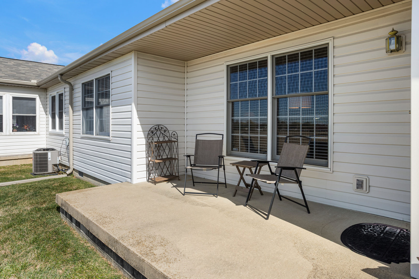 2521 Windward Boulevard Champaign, IL 61821 - Photo 32 of 35