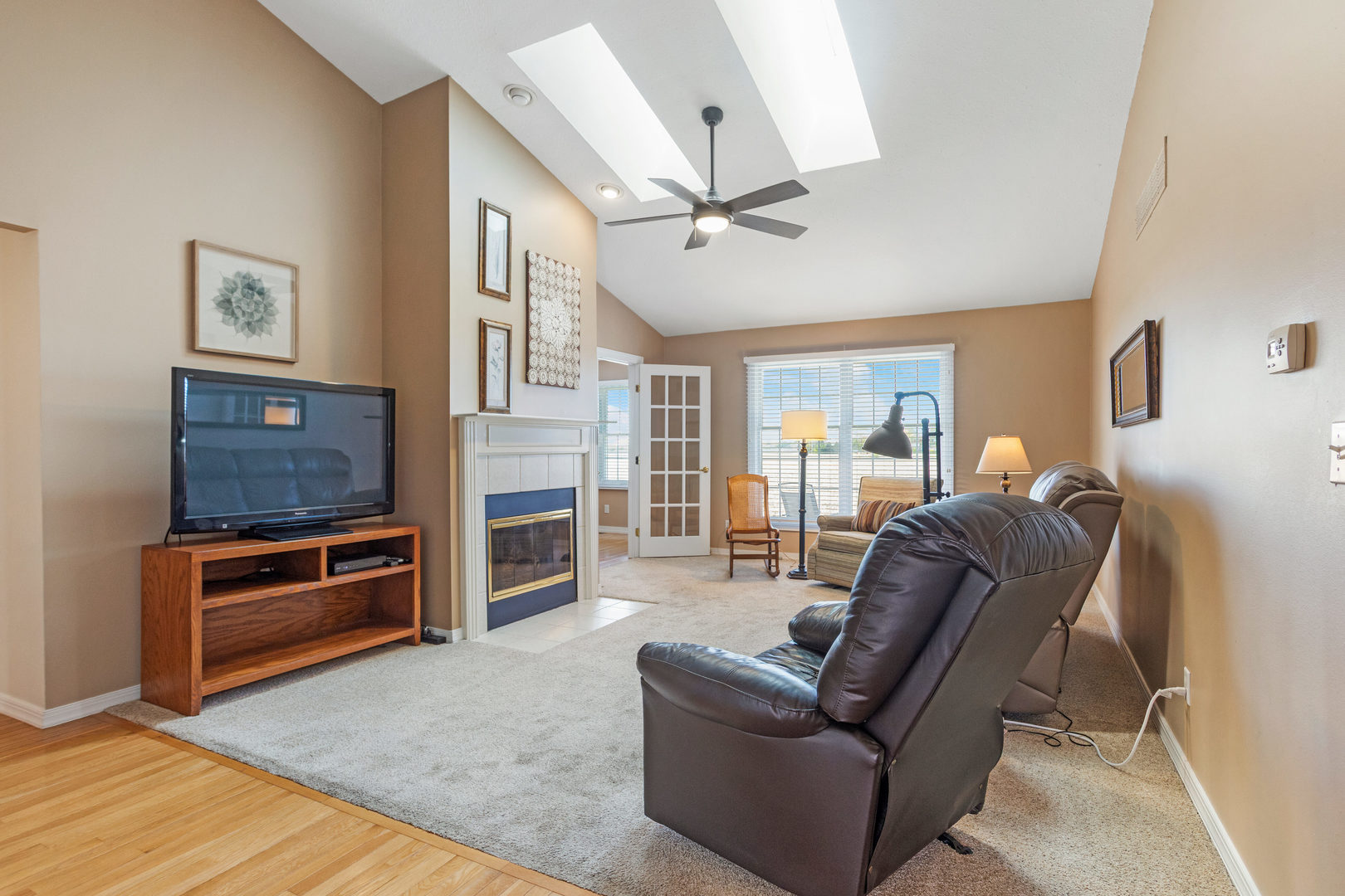 2521 Windward Boulevard Champaign, IL 61821 - Photo 6 of 35