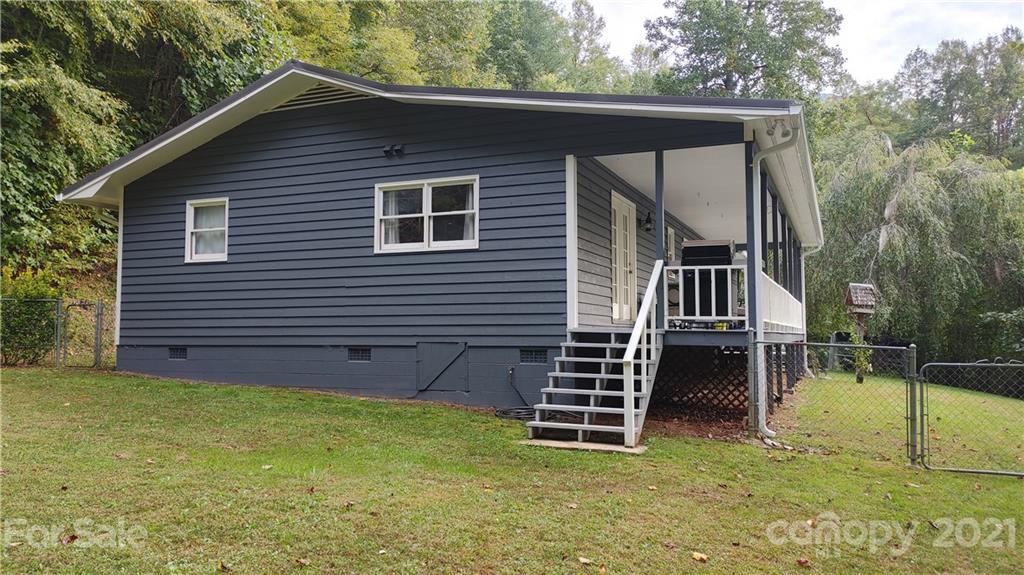 143 Leon Barron Road Sylva, NC 28779 - Photo 25 of 32 Gallery Image 25