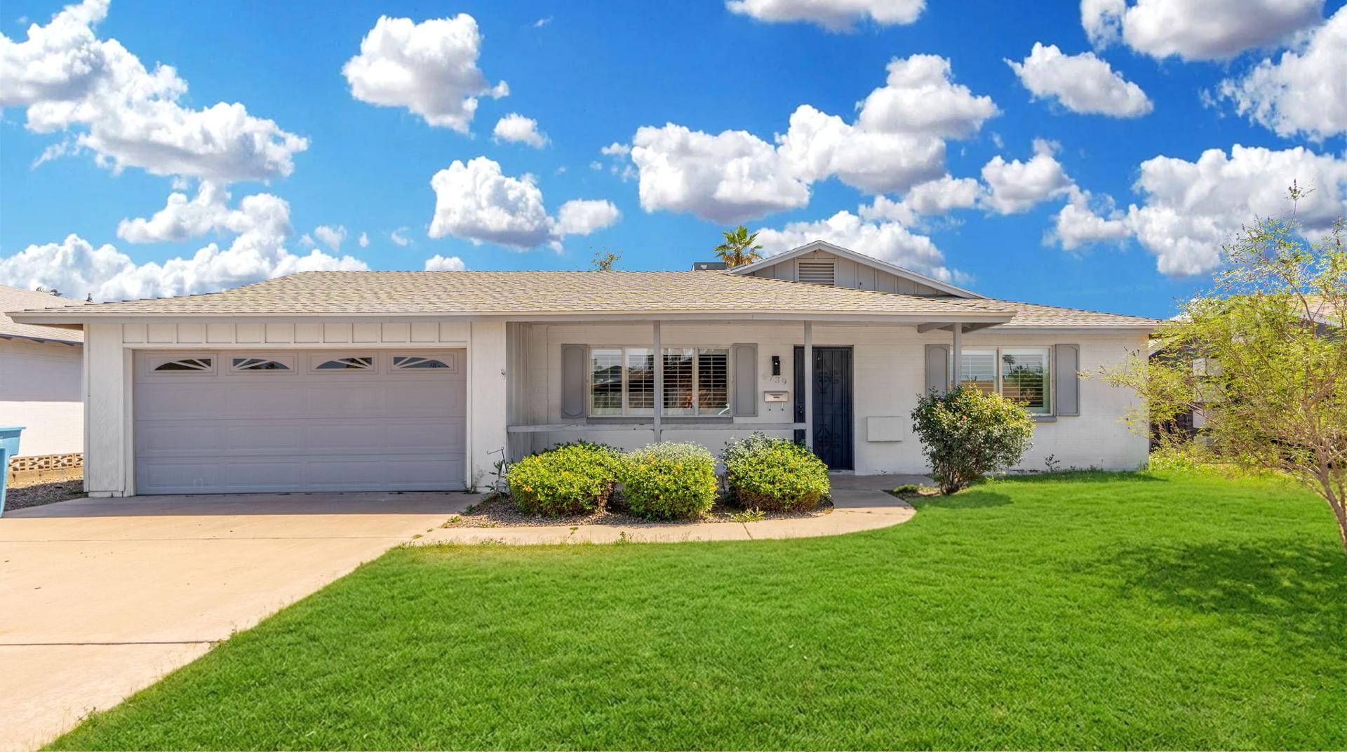 5739 West Monte Vista Road Phoenix, AZ 85035 - Photo 1 of 23 Photo #1