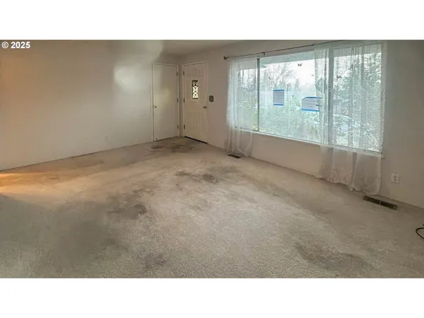$255,000 | 1023 Northeast Primrose Place, Grants Pass, OR 97526