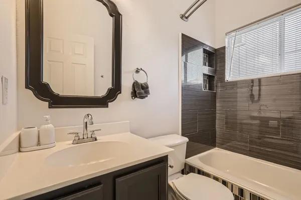 $2,400 | 3805 Mankins Way, Austin, TX 78728