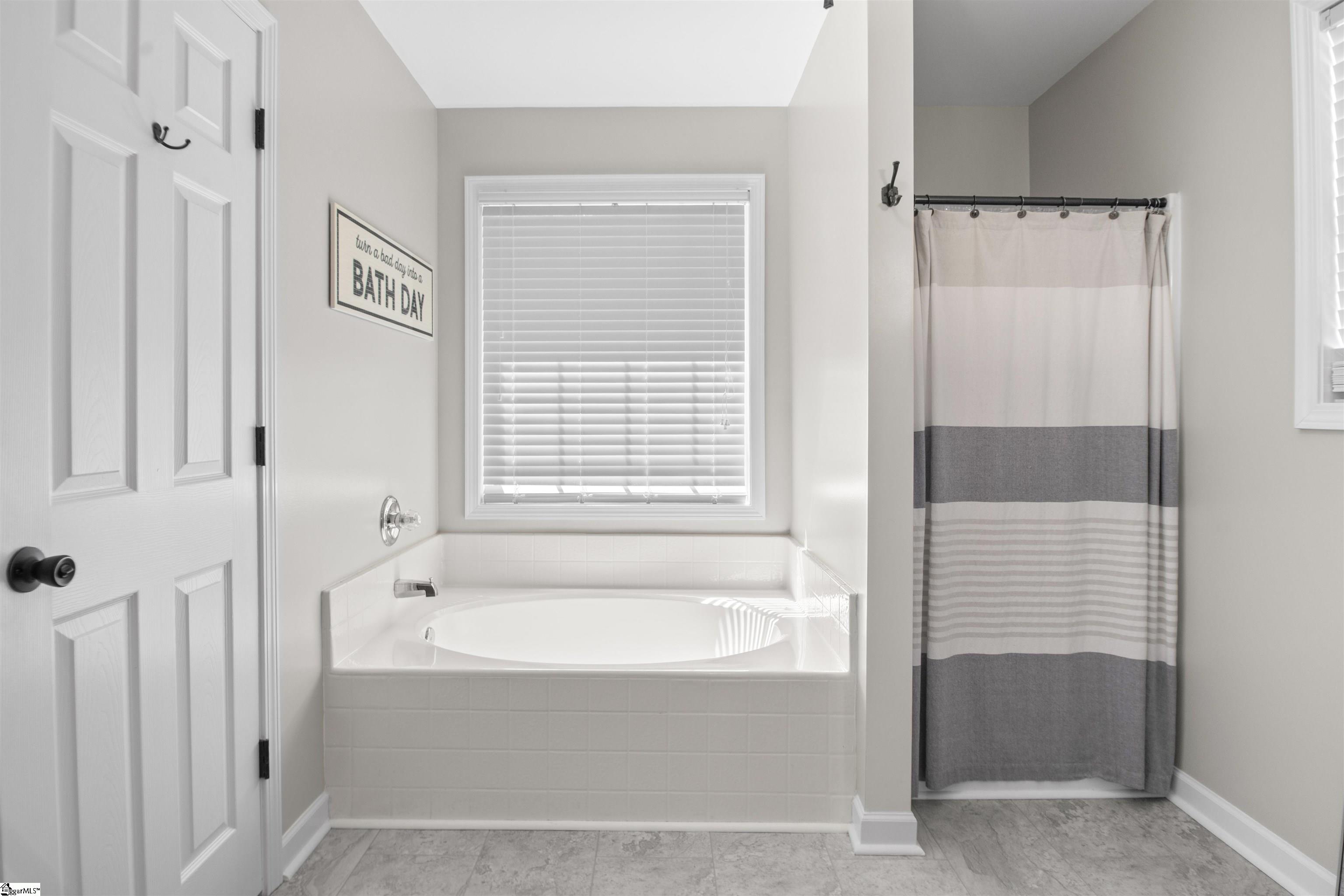 113 Raintree Court Easley, SC 29642 - Photo 21 of 36 Gallery Image 21