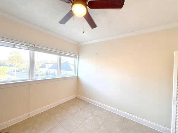 $130,000 | 825 Bayshore Drive, Unit 205, Pensacola, FL 32507