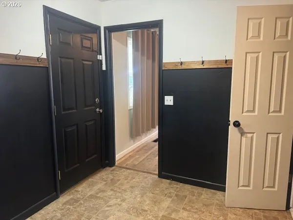 $250,000 | 2330 9th Street, Baker City, OR 97814