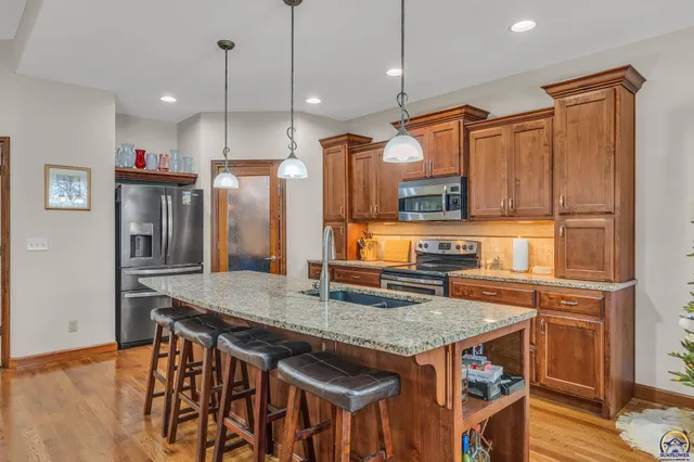 $449,000 | 4422 Southwest Lakeside Drive, Topeka, KS 66610