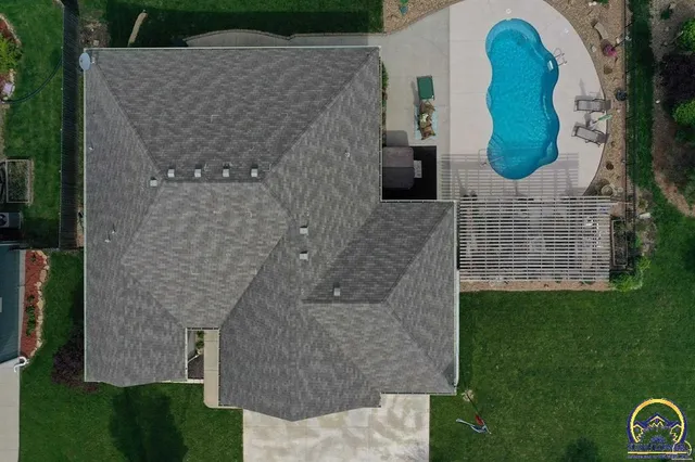 $449,000 | 4422 Southwest Lakeside Drive, Topeka, KS 66610