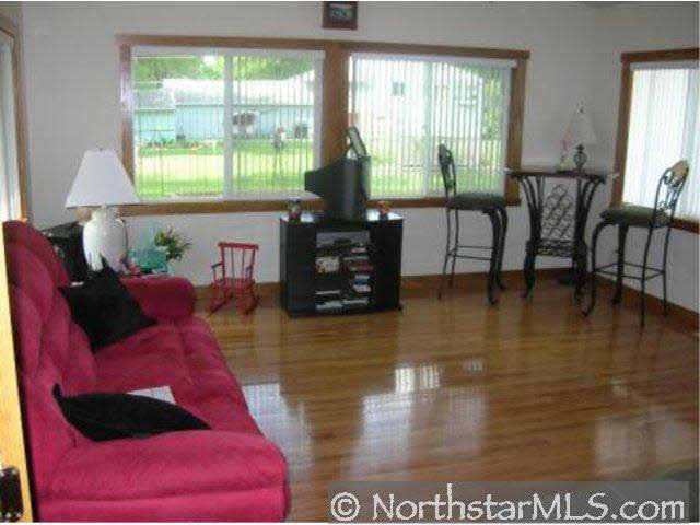 1407 26th Street Southeast Rochester, MN 55904 - Photo 3 of 9 Gallery Image 3