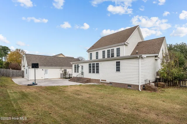 $475,000 | 1505 Trafalgar Drive, Winterville, NC 28590