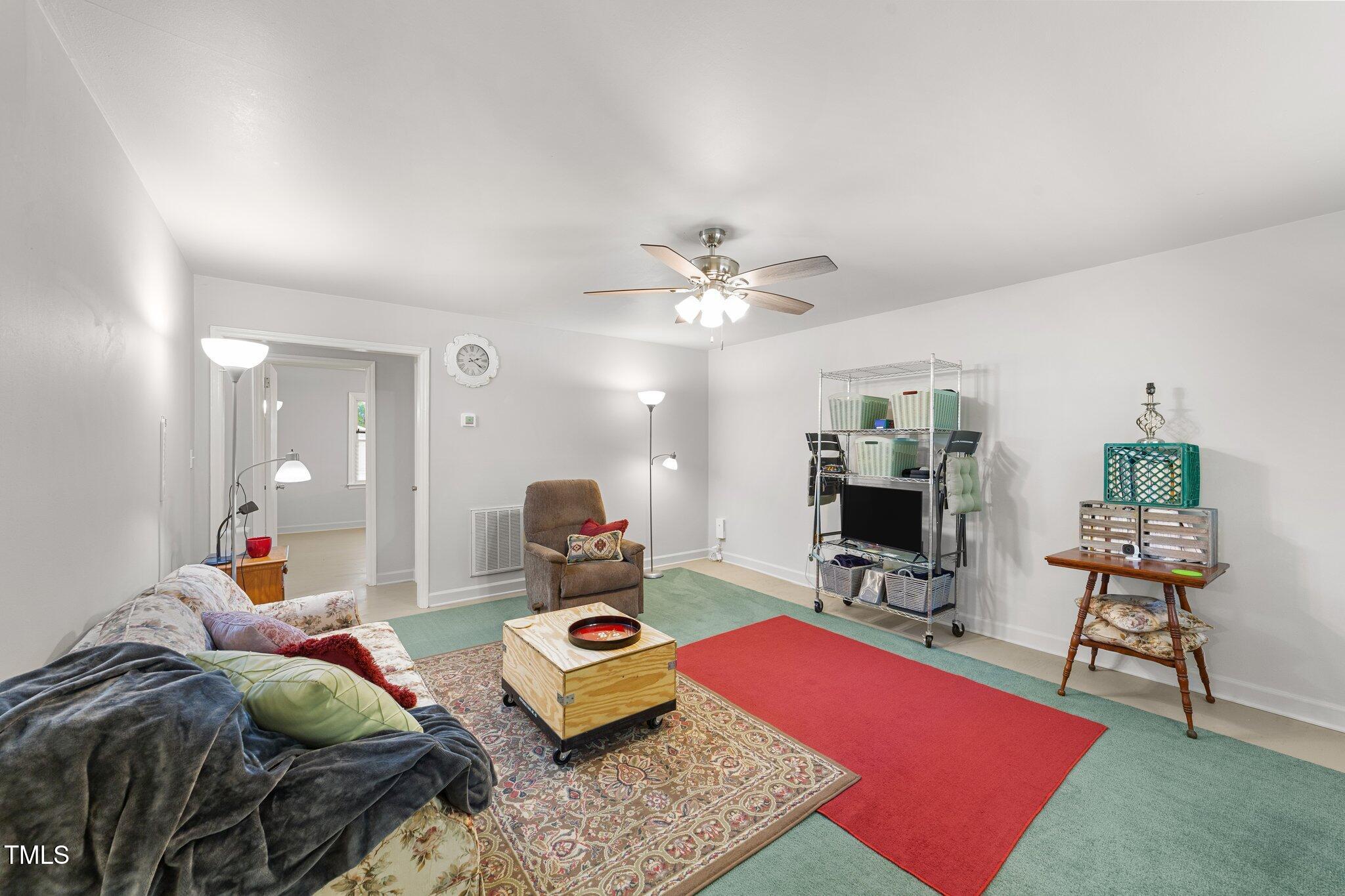 725-727 Locust Lane Raleigh, NC 27603 - Photo 10 of 45 21-web-or-mls-VB4A0182