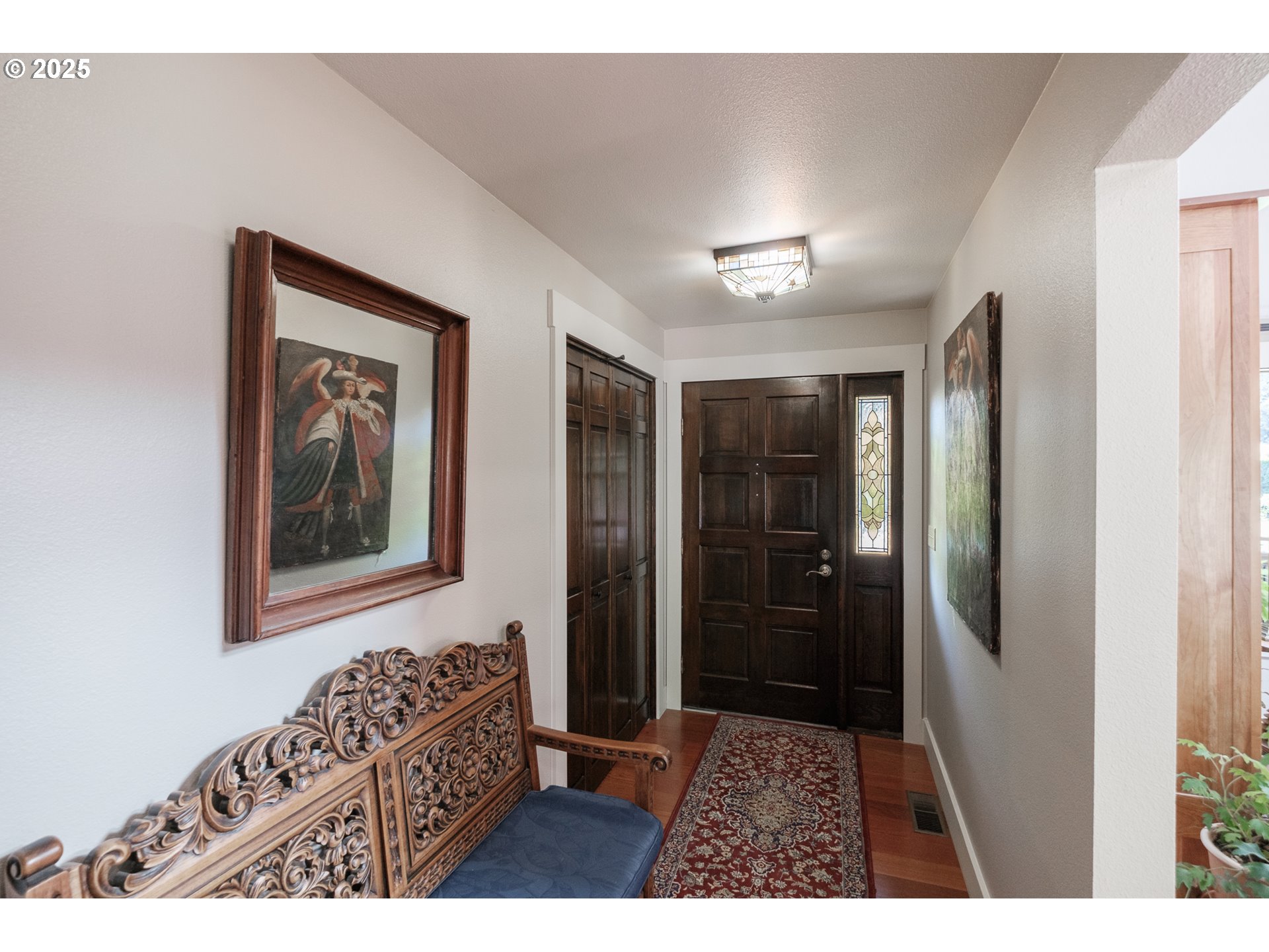 2941 Inland Drive South Salem, OR 97302 - Photo 6 of 40 Entrance/Foyer