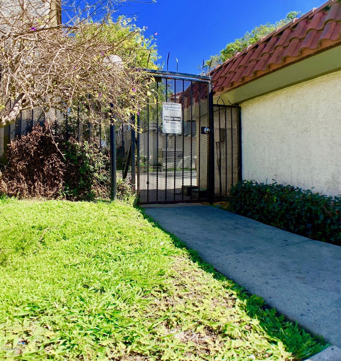4562 Saviers Road Oxnard, CA 93033 - Photo 25 of 29 a view of a backyard