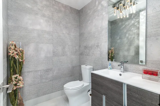 $2,040,000 | 155 East Boca Raton Road, Unit 820, Boca Raton, FL 33432