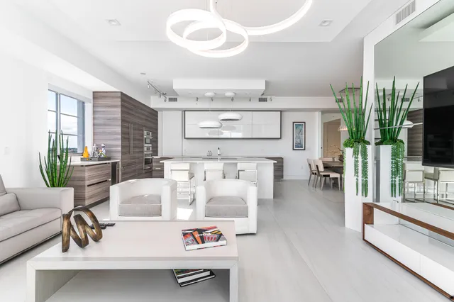 $2,040,000 | 155 East Boca Raton Road, Unit 820, Boca Raton, FL 33432