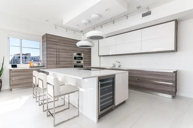 $2,040,000 | 155 East Boca Raton Road, Unit 820, Boca Raton, FL 33432