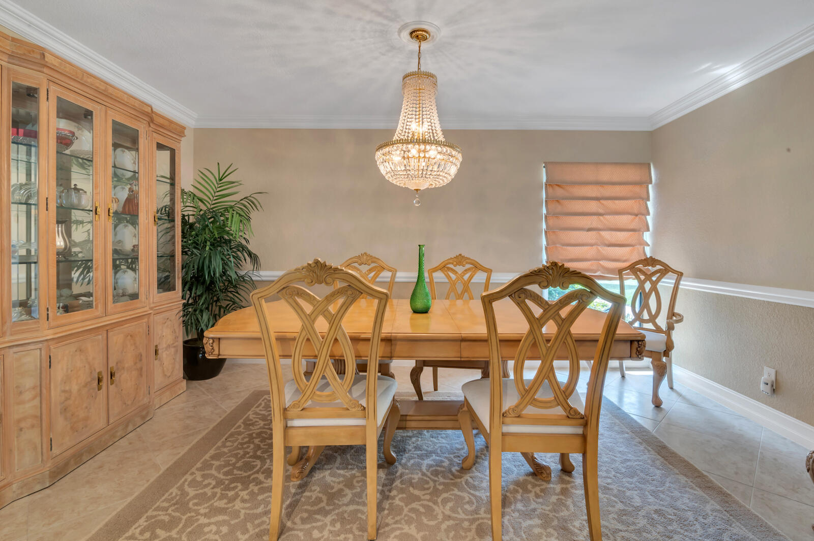 5801 Northwest 3rd Terrace Boca Raton, FL 33487 - Photo 10 of 33 06 Dining room 01