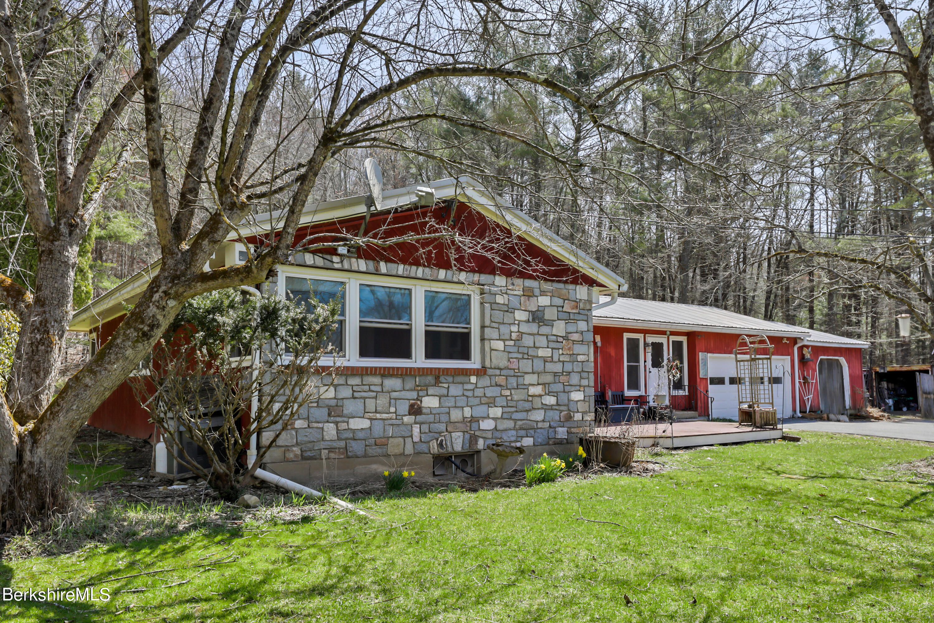 36 Lenox Road West Stockbridge, MA 01266 - Photo 4 of 30 a front view of a house with a yard