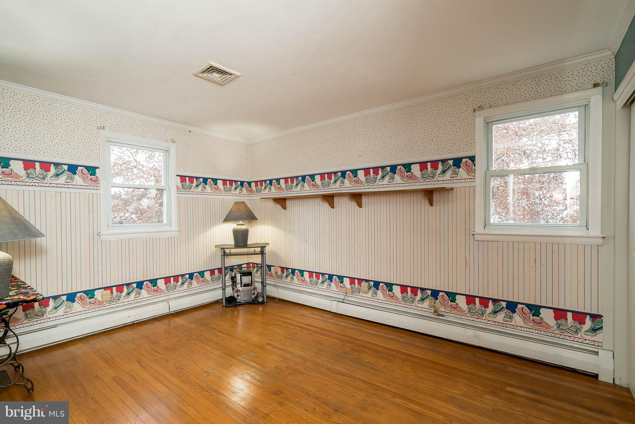 693 Cherry Tree Road Aston, PA 19014 - Photo 16 of 32 Gallery Image 16
