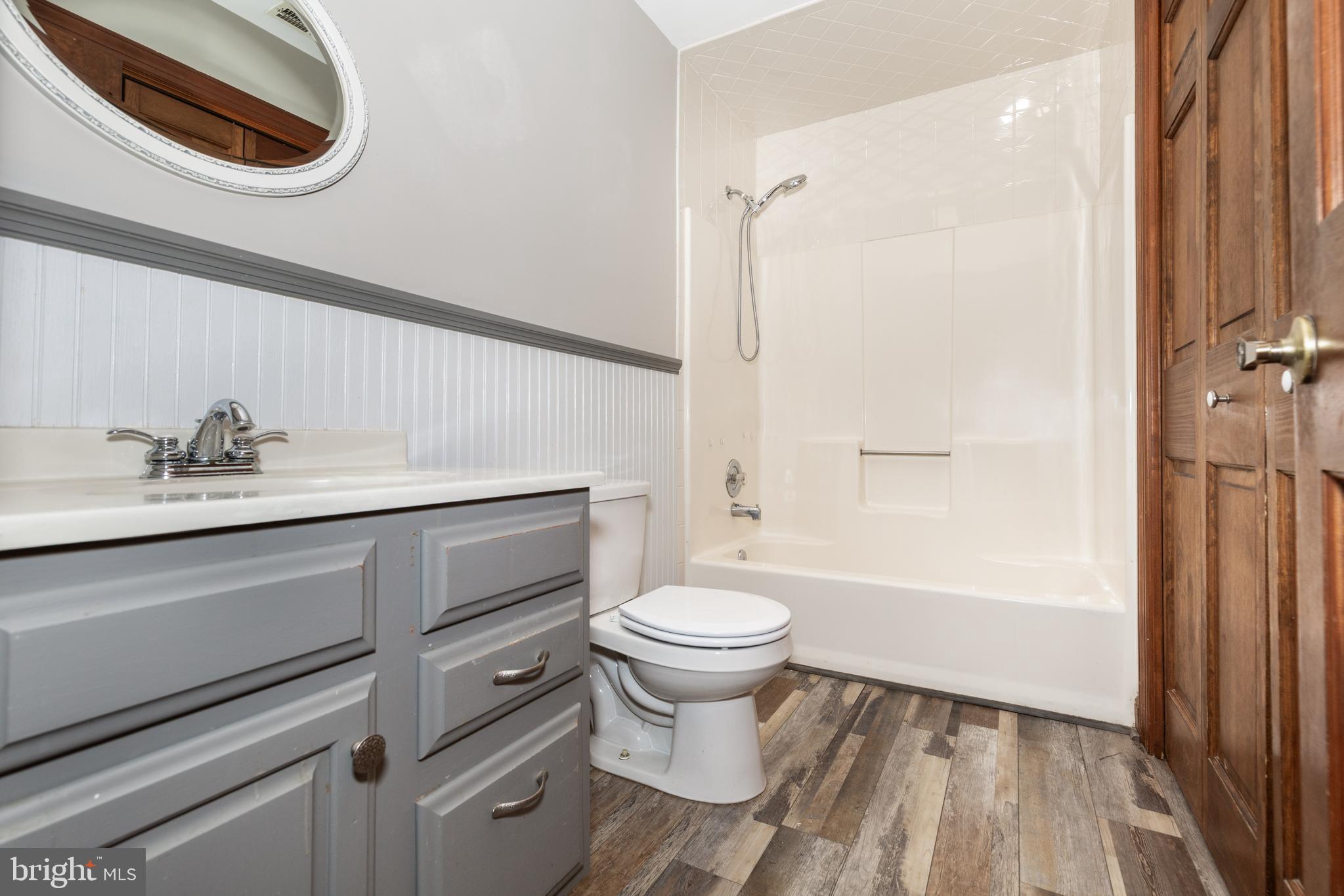 15 Ridgeview Drive Westminster, MD 21157 - Photo 42 of 77 2nd fl bath