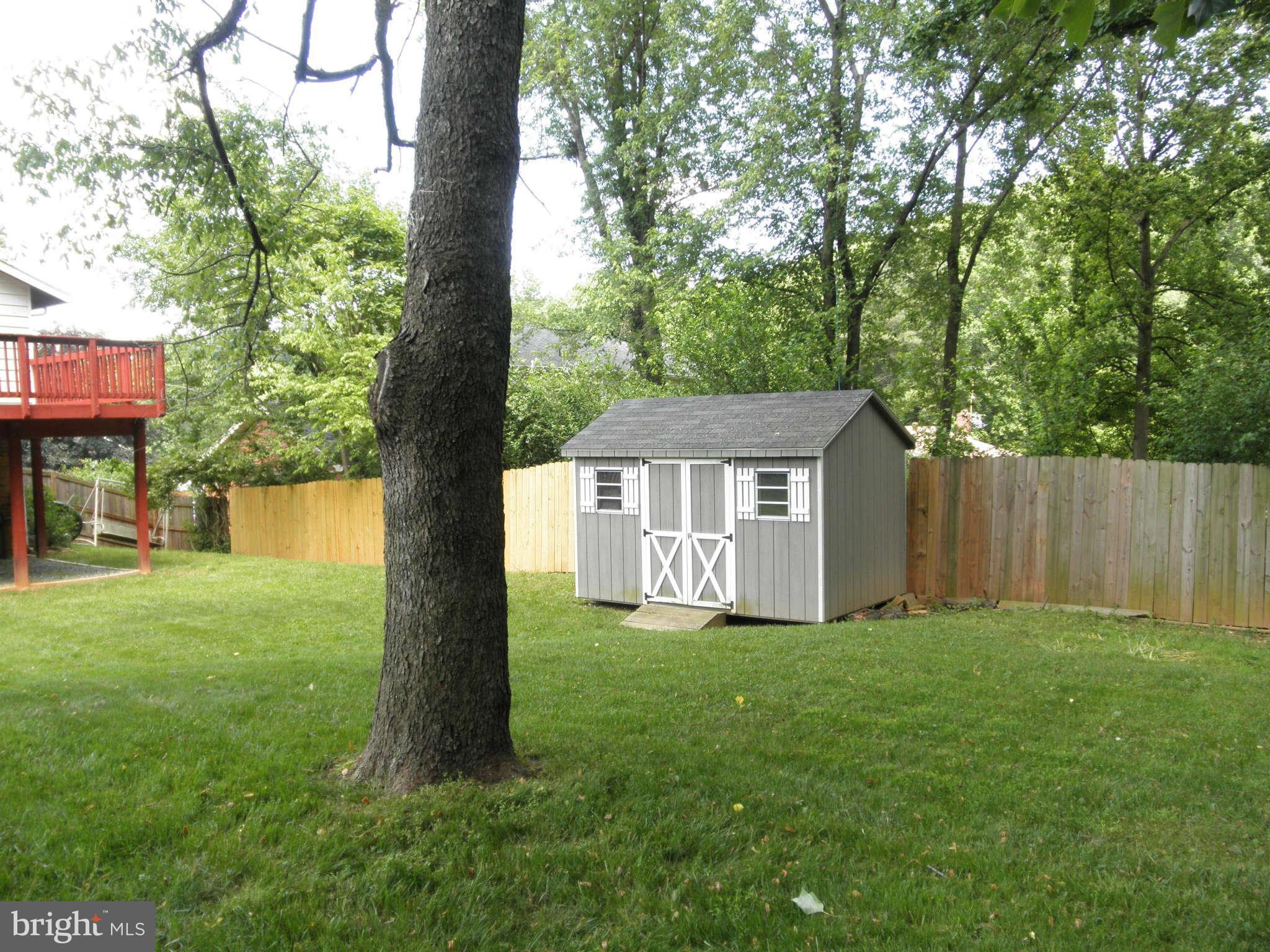 2009 Cradock Street Silver Spring, MD 20905 - Photo 25 of 28 Exterior (Rear)