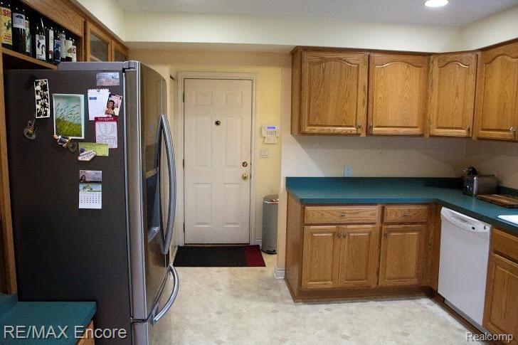 2810 Hillendale Drive Rochester Hills, MI 48309 - Photo 21 of 38