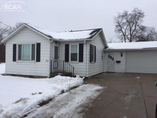 2049 Dutcher Road Flint, MI 48532 - Photo 1 of 23 21398290.JPG