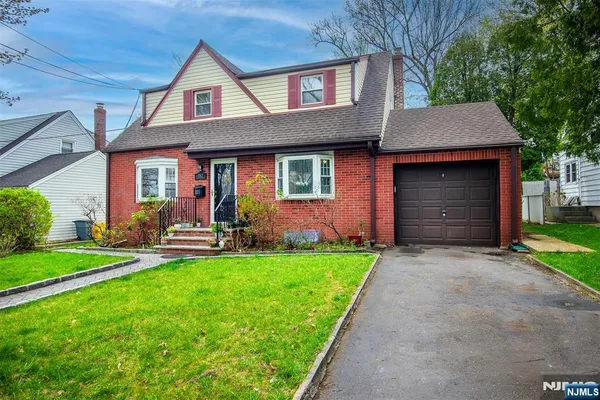 $729,900 | 352 Billington Road, Teaneck, NJ 07666