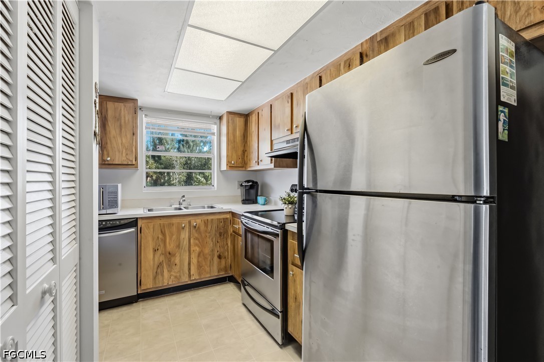 16881 Davis Road, Unit 723 Fort Myers, FL 33908 - Photo 17 of 45