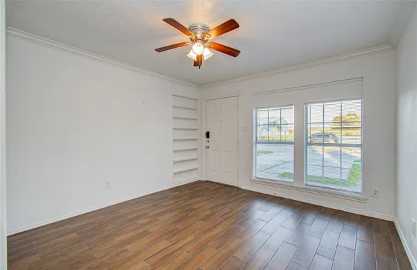 $315,000 | 15216 Wickbriar Drive, Houston, TX 77053