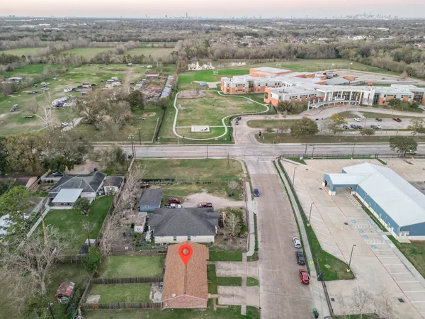 $315,000 | 15216 Wickbriar Drive, Houston, TX 77053