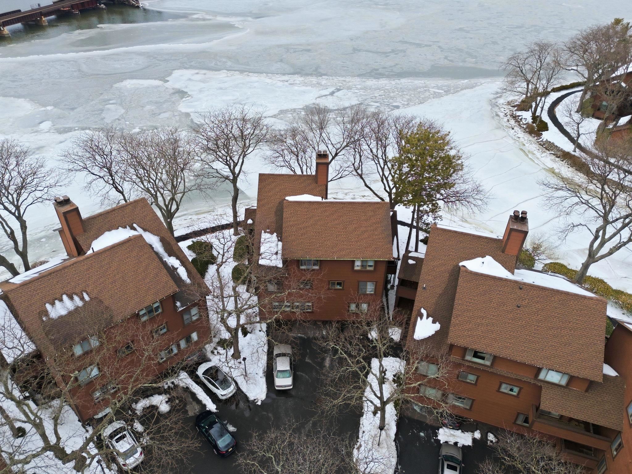 274 Sunset Key, Unit 274 Secaucus, NJ 07094 - Photo 39 of 50 an aerial view of a house with a yard