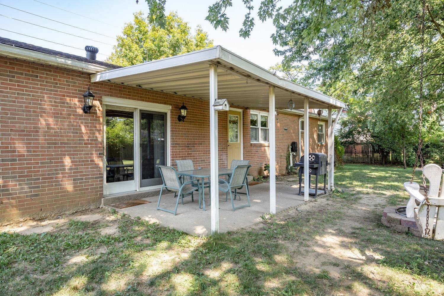 1082 Anderson Ferry Road Cincinnati, OH 45238 - Photo 31 of 36