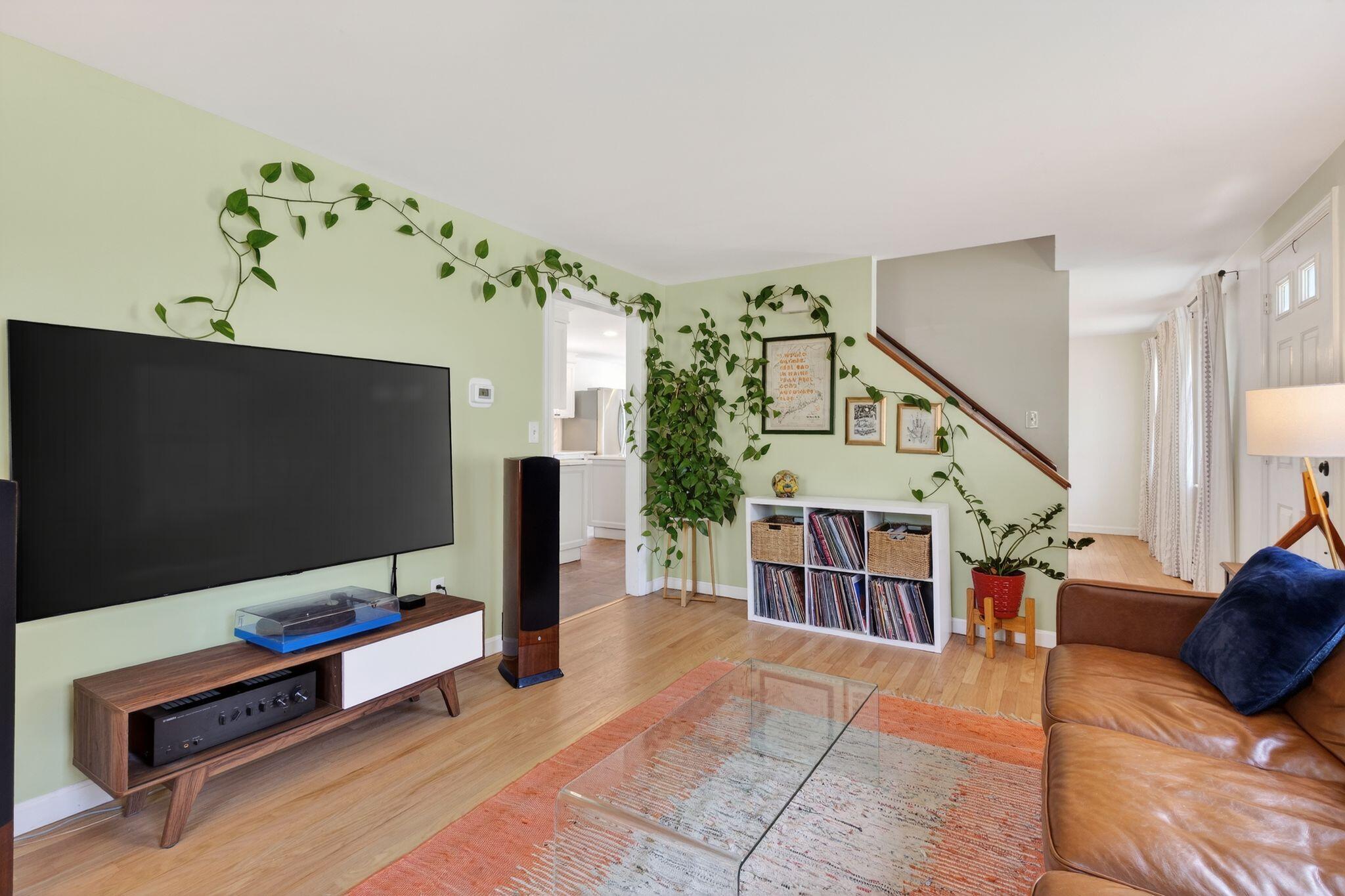 195 Virginia Street Portland, ME 04103 - Photo 14 of 55 195_Virginia_St_019