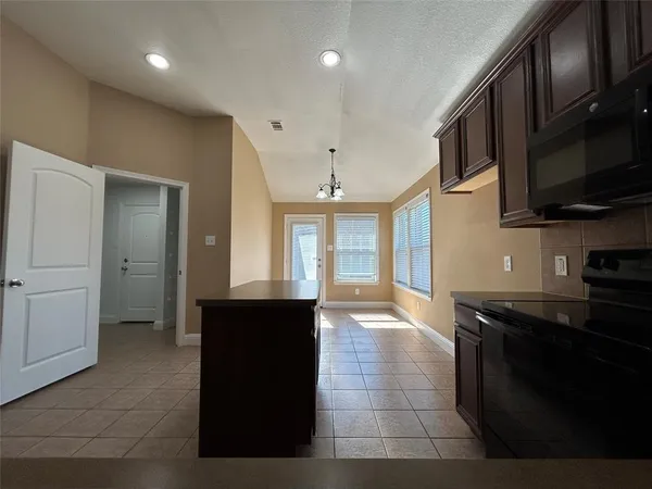 $1,795 | 5865 Fir Tree Lane, Fort Worth, TX 76123
