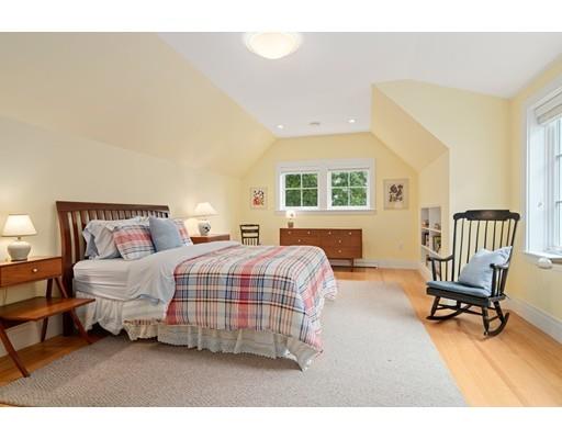 20 Howells Road Belmont, MA 02478 - Photo 24 of 34