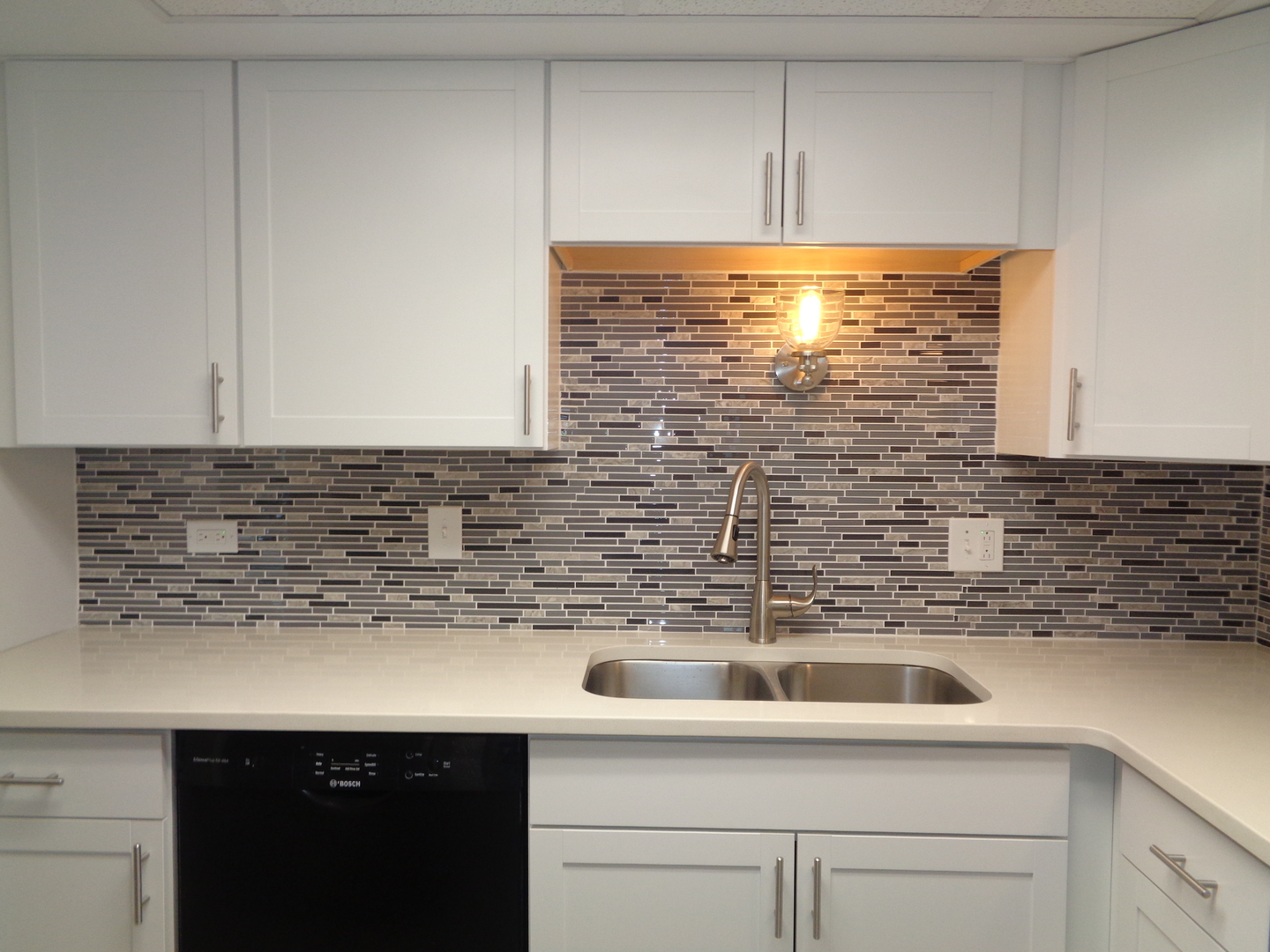 4010 150th Street, Unit 6 Midlothian, IL 60445 - Photo 6 of 13 a kitchen with a sink and cabinets
