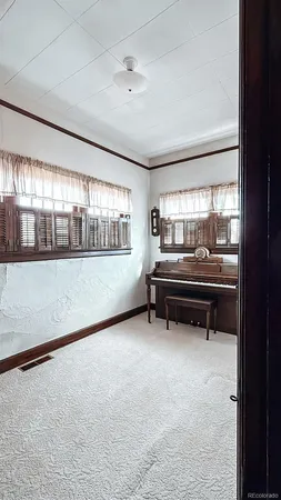 $260,000 | 204 West Ash Street, Walsh, CO 81090