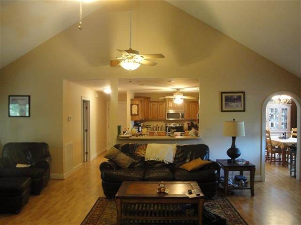 202 Luther Land Road Seneca, SC 29672 - Photo 7 of 25 Gallery Image 7