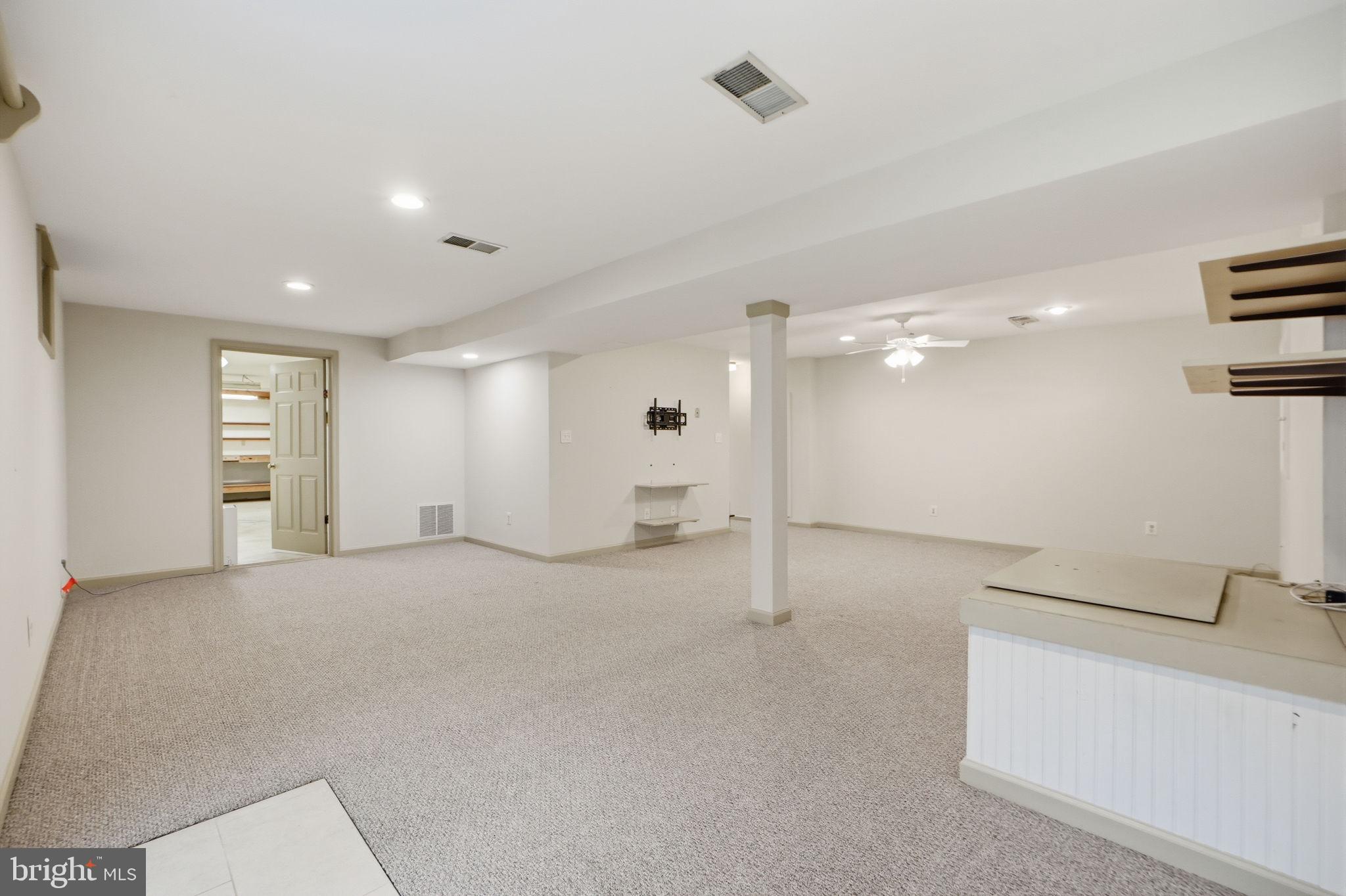 13702 Springstone Court Clifton, VA 20124 - Photo 40 of 50