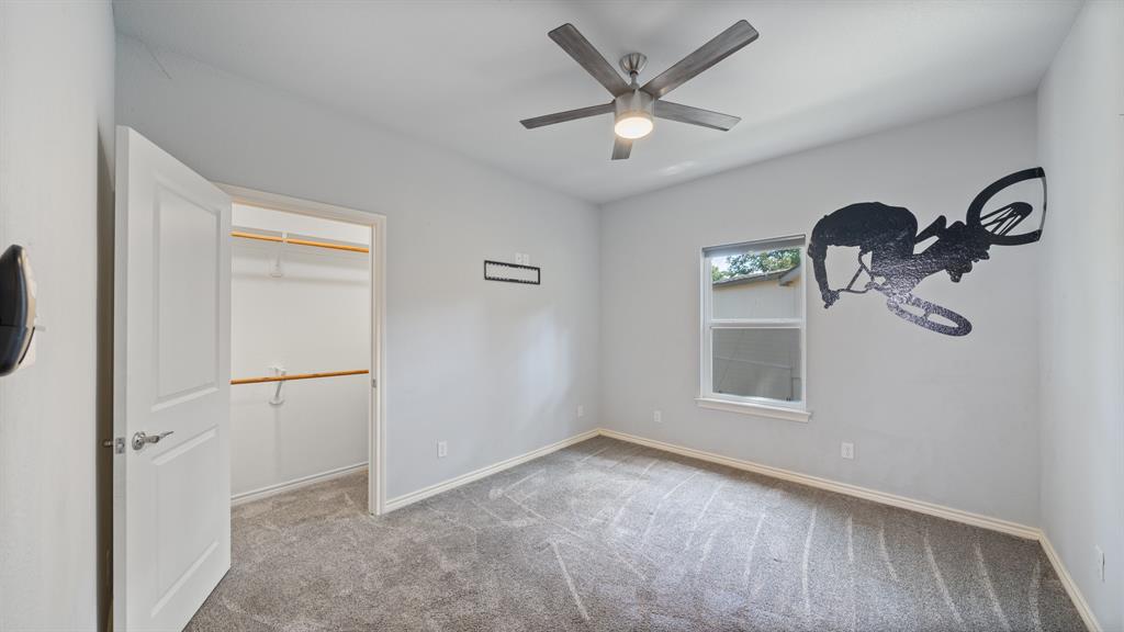 151 Sun Down Trail Mabank, TX 75156 - Photo 16 of 29 an empty room with a window