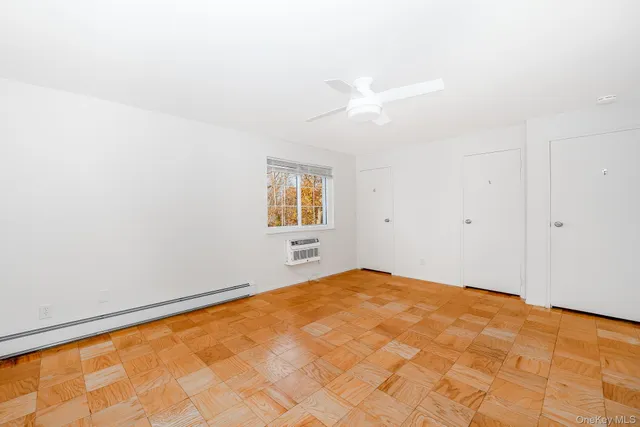 $369,000 | 1233 Melville Road, Unit 60, Jericho, NY 11753