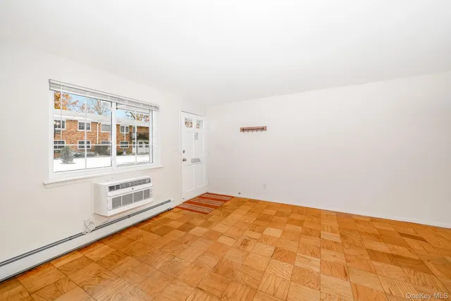 $369,000 | 1233 Melville Road, Unit 60, Jericho, NY 11753