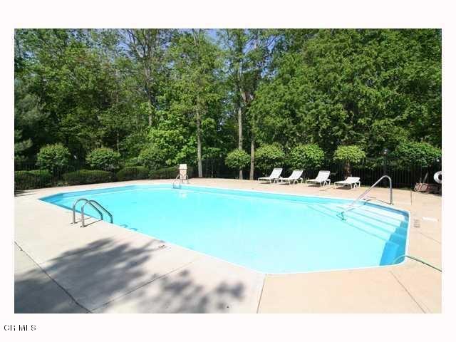 431 Hidden Ravines Drive Powell, OH 43065 - Photo 3 of 19 Gallery Image 3