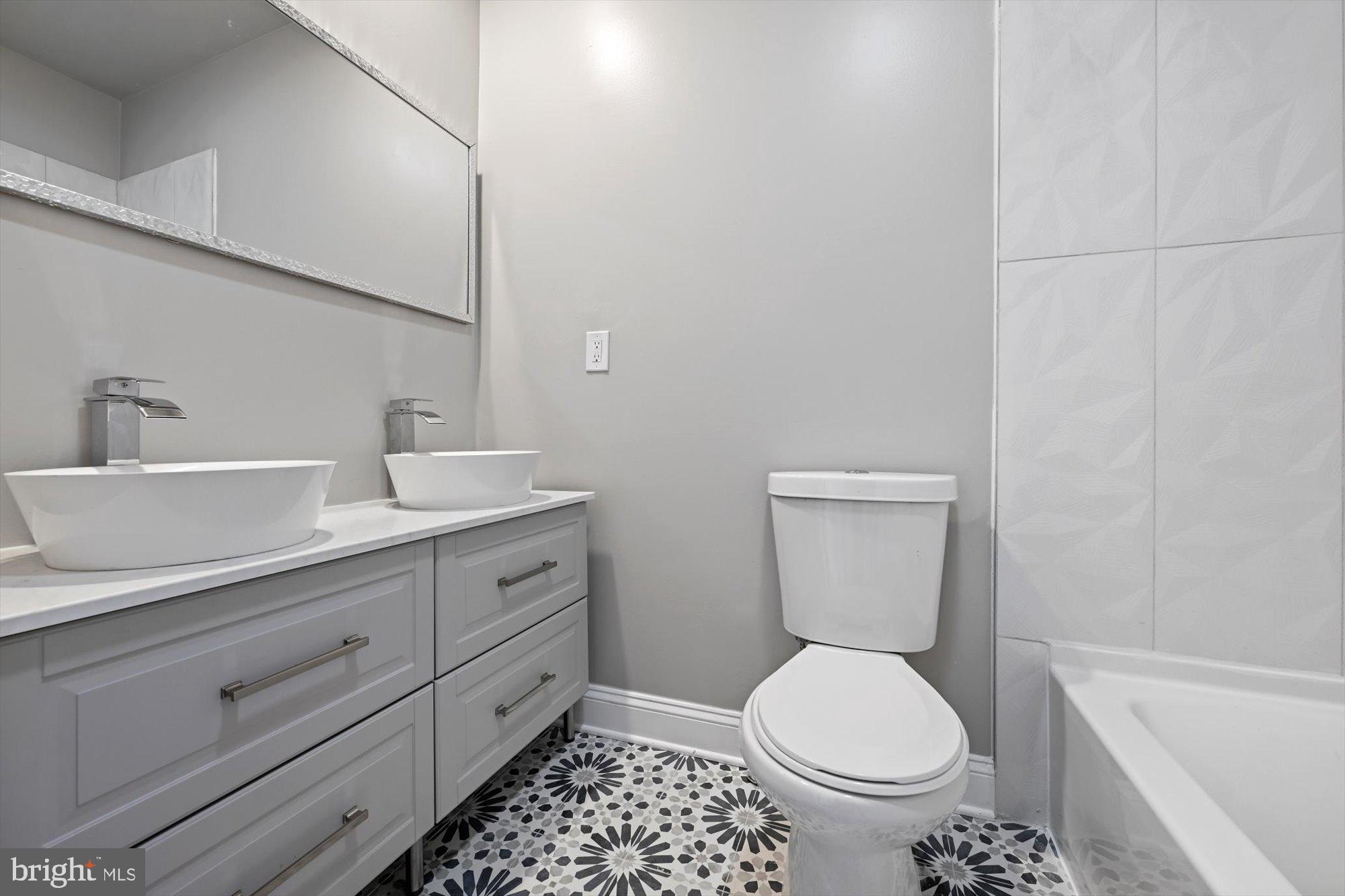 2419 Orleans Street Baltimore, MD 21224 - Photo 24 of 33