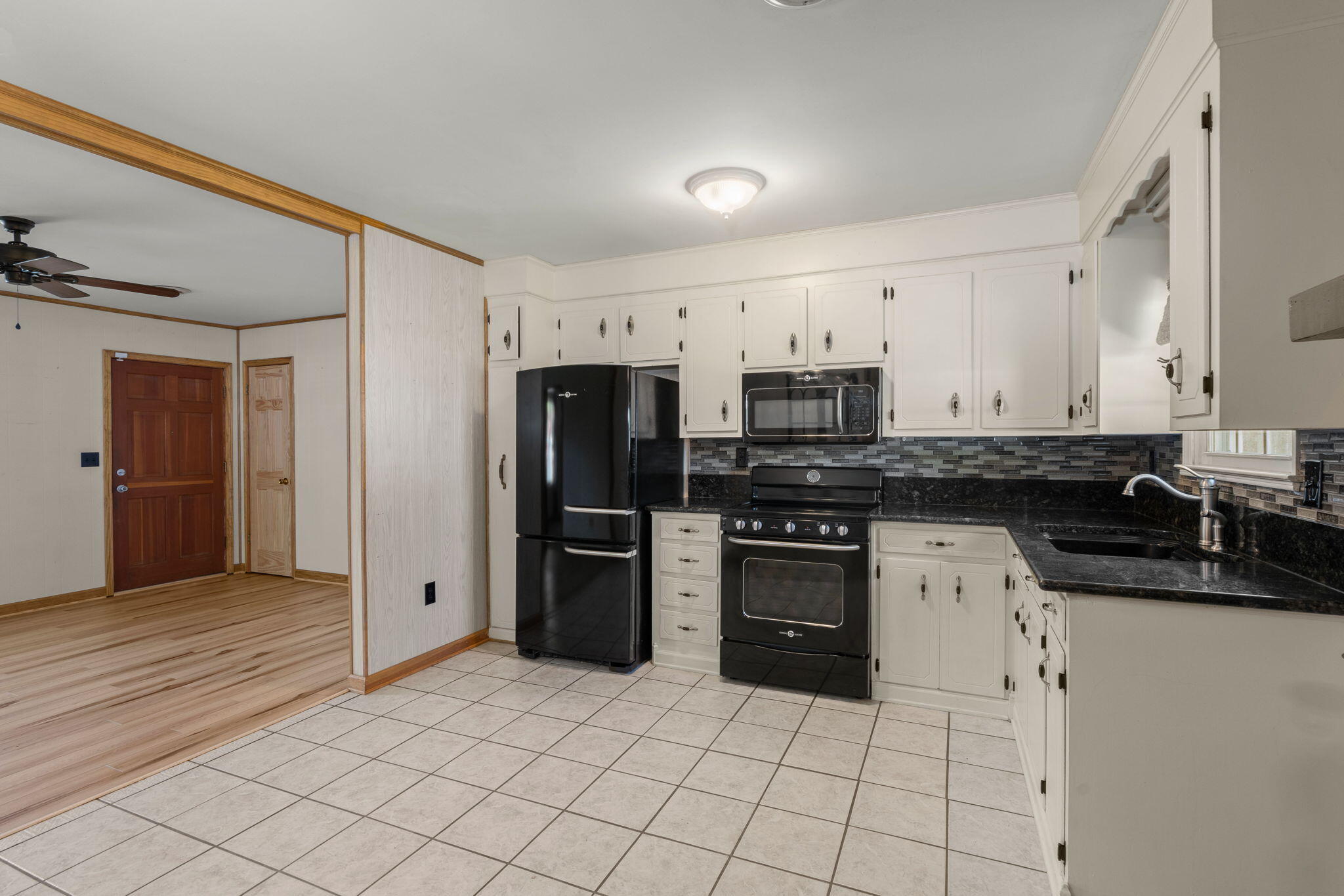 1019 College Park Road Summerville, SC 29486 - Photo 12 of 28 12