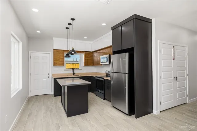 $1,150 | 1006 Sugar Garden Drive, Unit 1, Pharr, TX 78577