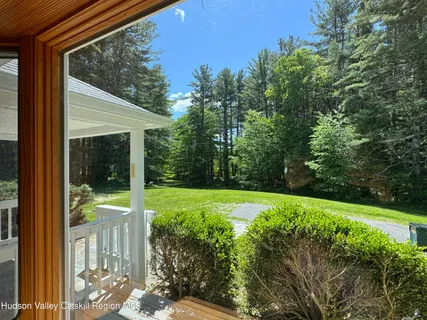 $625,000 | 534 Collins Street, Hillsdale, NY 12529