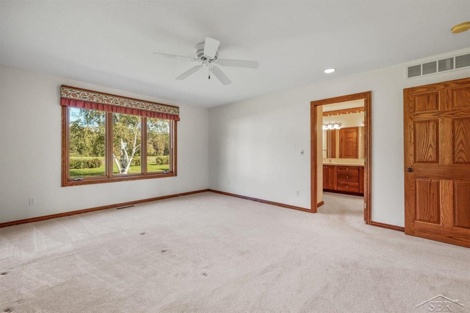 2129 East Stewart Road Midland, MI 48640 - Photo 39 of 66